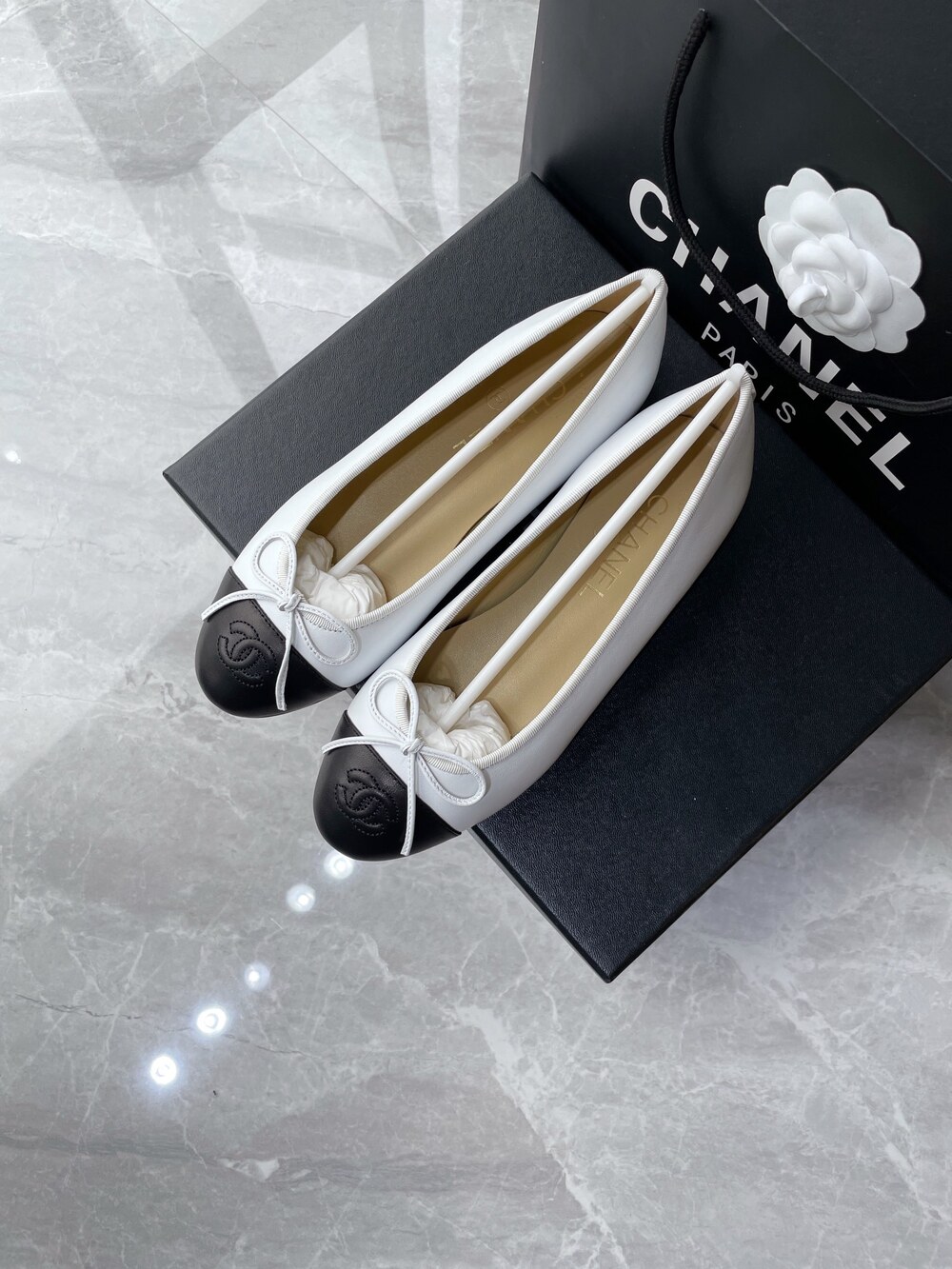 Chanel White Black Bicolor Cap Toe Bow Ballet Flats with CC Logo